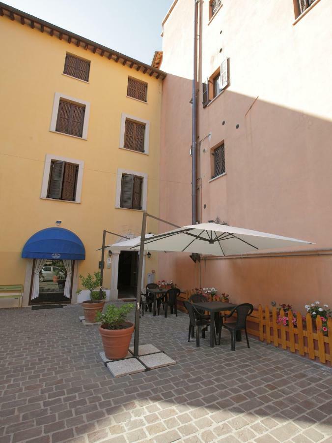 Il Cavallino Fossombrone Luaran gambar