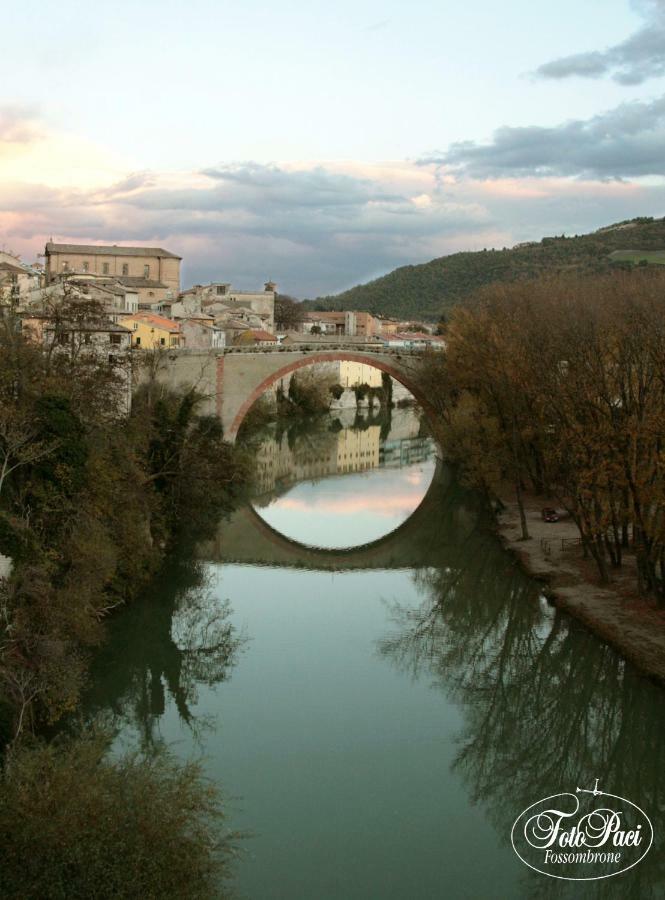 Il Cavallino Hotel Fossombrone Luaran gambar