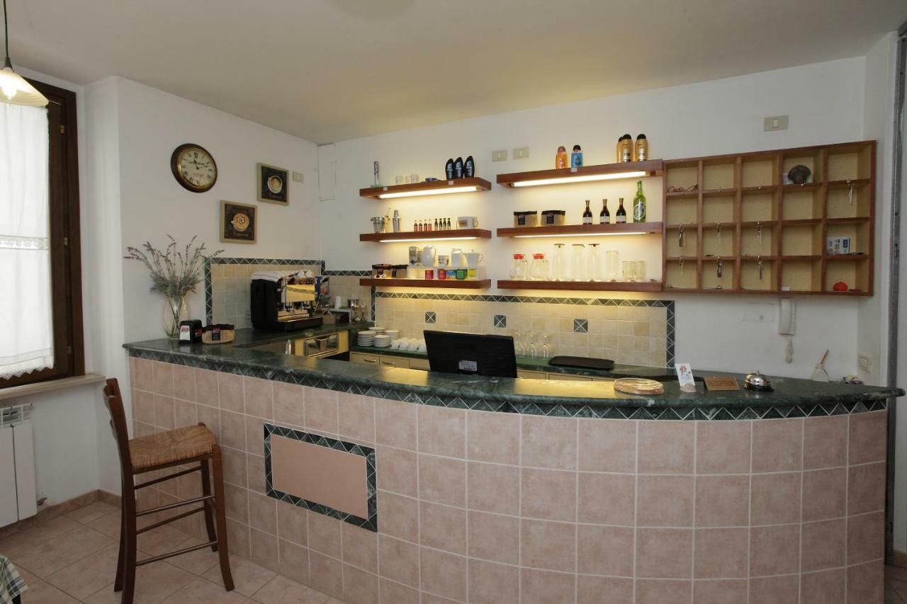 Il Cavallino Fossombrone Luaran gambar
